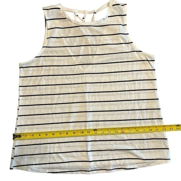 MAURICES RIVERSIDE TANK TOO LATTICE CUT OUT WHITE W BLACK STRIPE SIZE L - Picture 11 of 12